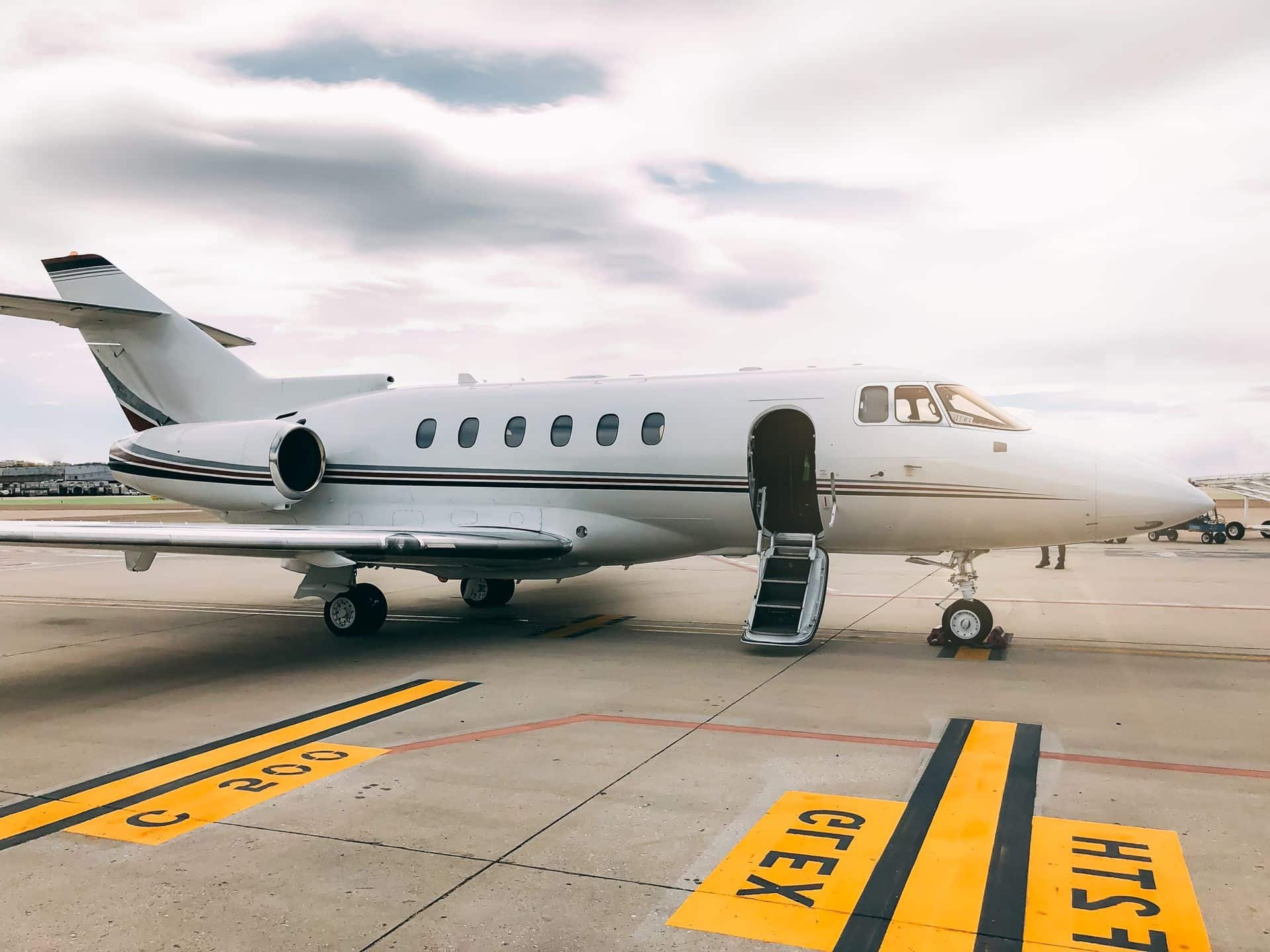 Jet privé charter STAF-SG